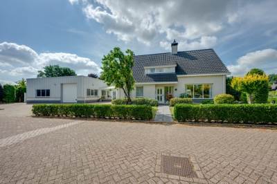 Woning De Lange Meeten 2 Hoeven