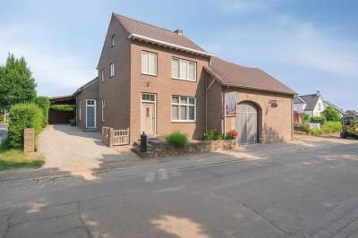 Woning Bovenstraat 24 Limbricht