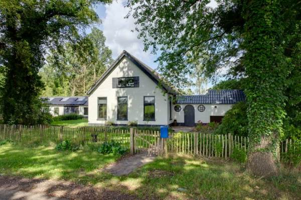 Woning Oostindischewijk 5 Zevenhuizen (GR)