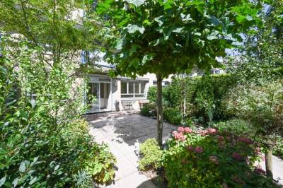 Woning Margarethaland 203 Den Haag