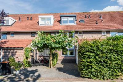 Woning Joke Smitstraat 13 Bergen (NH)