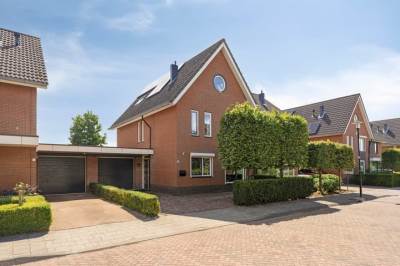 Woning Bartholomeus Boschsingel 12 Numansdorp
