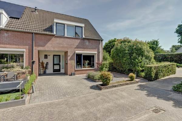 Woning Meidoorn 27 Haaksbergen