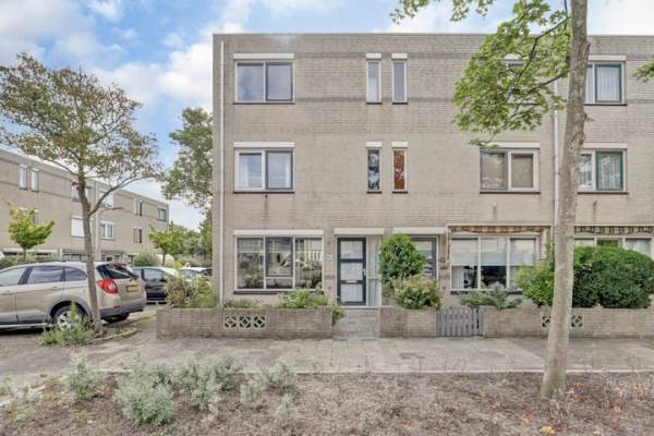 Woning Dr. W. Dreesstraat 143 Katwijk (ZH)