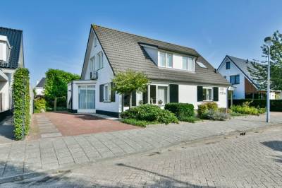 Woning Parlevinker 18 Nieuw-Vennep