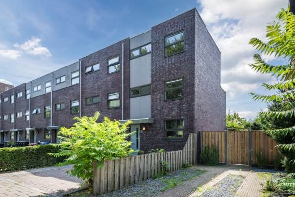 Woning Cannenburch 156 Lelystad