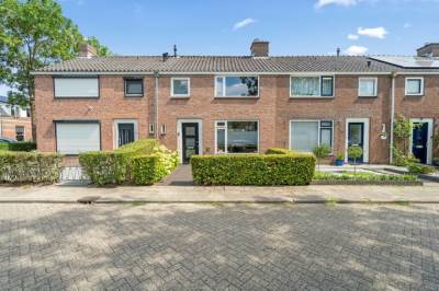 Woning Wethouder van Rooijenweg 4 Houten