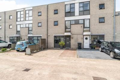 Woning Karibastraat 14 Delft