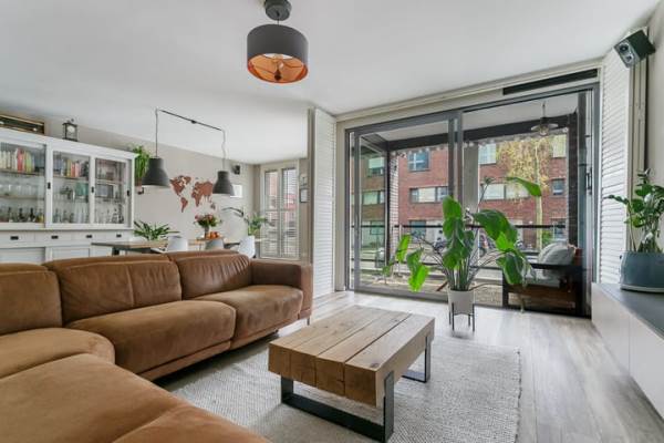 Woning Fritz Dietrich Kahlenbergstraat 57 Amsterdam