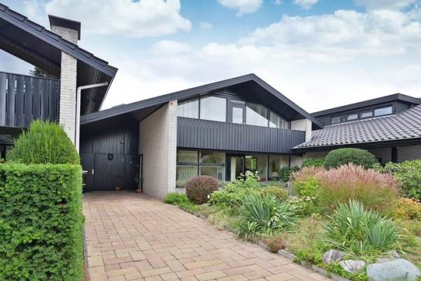 Woning Van Houtenlaan 3 Huizen