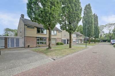 Woning Karel V Laan 9 Geertruidenberg
