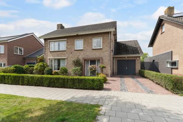 Woning Admiraalsweg 8 Drunen