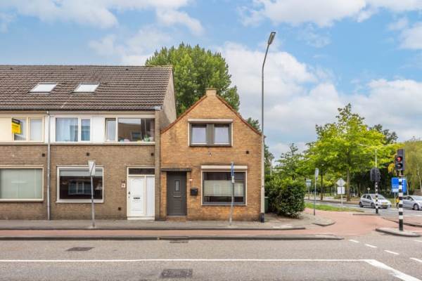 Woning Burgerhoutsestraat 66 Roosendaal