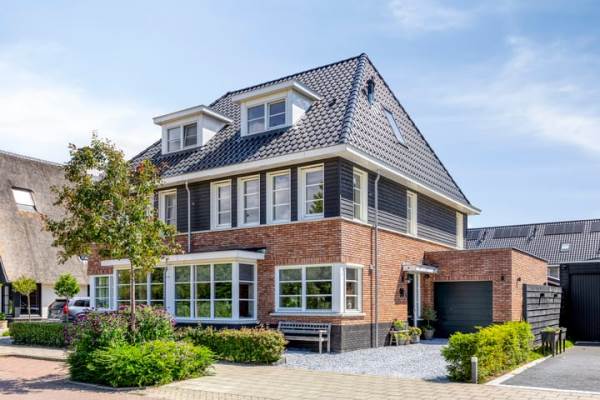 Woning Renaissancelaan 90 Alphen aan den Rijn