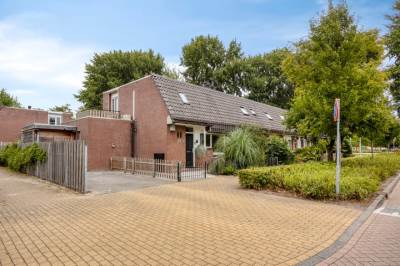 Woning Rozenwerf 98 Almere