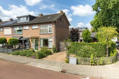 Woning Hazelaarstraat 15 Alphen aan den Rijn