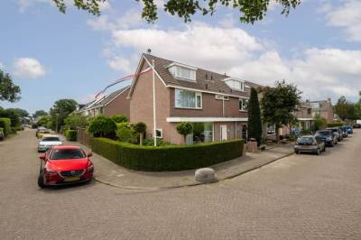 Woning Emmalaan 66 Woubrugge