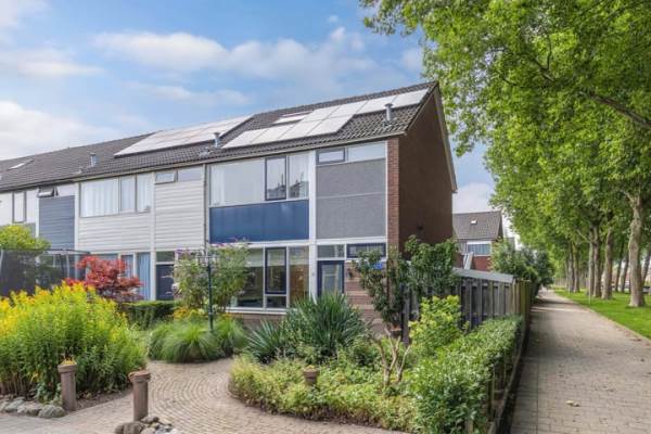 Woning Vrouwenzand 2 Emmeloord