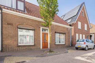 Woning Voorstraat 20 Klaaswaal