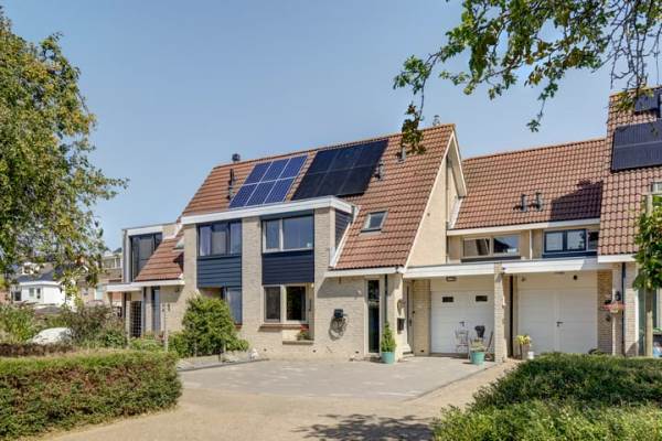 Woning Willem Joseph van Ghentstraat 23 Hellevoetsluis