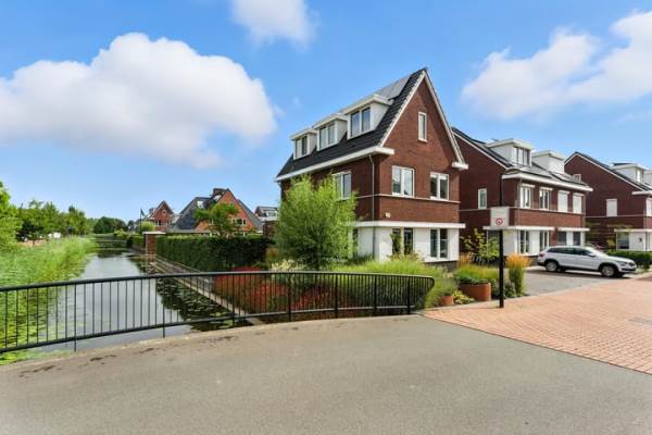 Woning Raapzaadhof 1 Alblasserdam