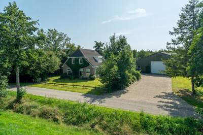 Woning Allemawei 6 Aldwâld