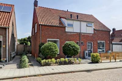 Woning Koningin Julianastraat 4 Hoedekenskerke
