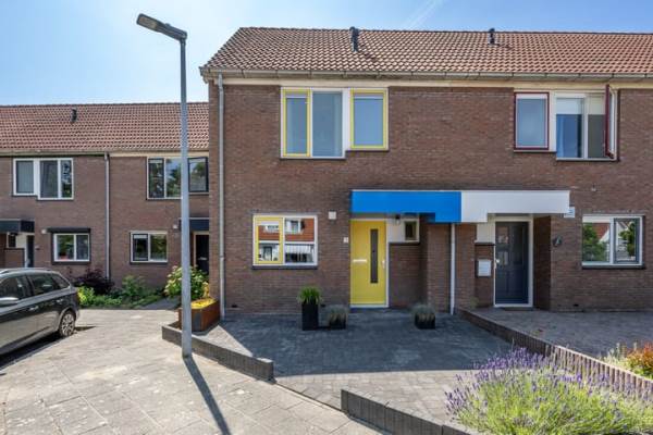 Woning Pimpelmees 15 Sommelsdijk