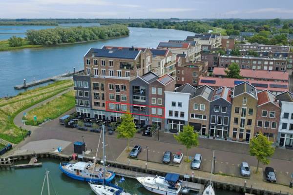 Woning Spuizicht 2 Oud-Beijerland