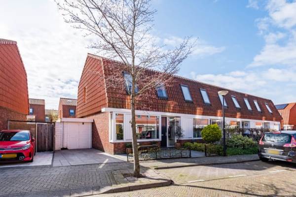Woning Plataanlaan 10 Zaandam