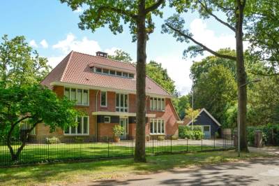 Woning Regentesselaan 4 Hilversum