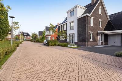 Woning Rietzanger 8 Hendrik-Ido-Ambacht