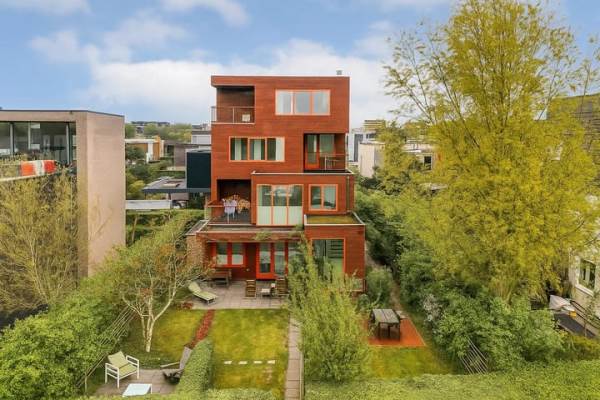 Woning Tamariskhof 7 Amsterdam