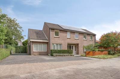 Woning Abdis van Thornstraat 37 Oosterhout (NB)