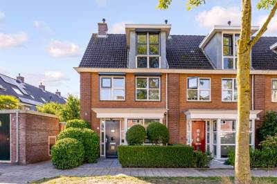 Woning Zandsteen 2 Houten