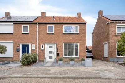 Woning Westdam 88 Sas van Gent