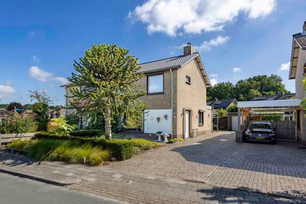 Woning Pieter de Hooghstraat 9 Bergen (LI)