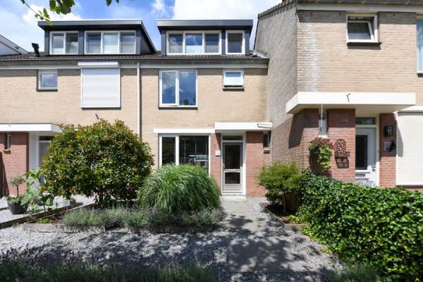 Woning Fleurstraat 22 Nieuwkoop