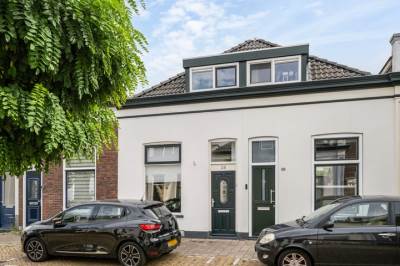 Woning Eigenhaard 28 Dordrecht