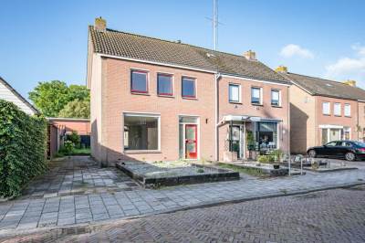 Woning Koningin Julianastraat 49 Staphorst