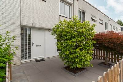 Woning E. du Perronstraat 52 Almere