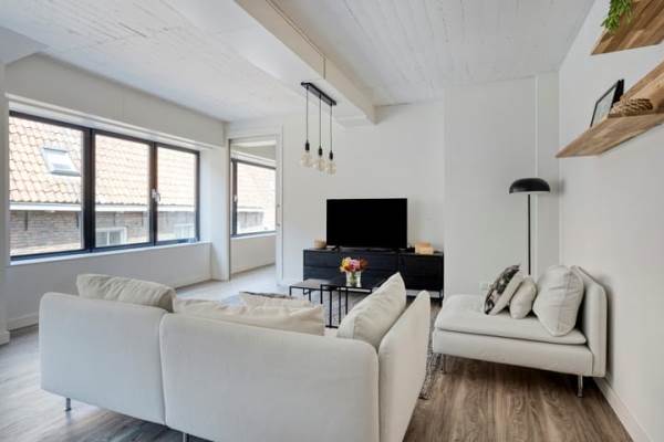 Woning Weeshuisgang 211 Groningen