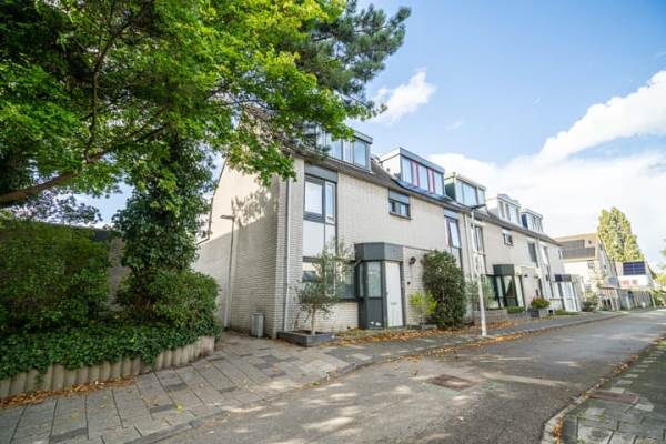 Woning Truus Wijsmullerpad 23 Leiden