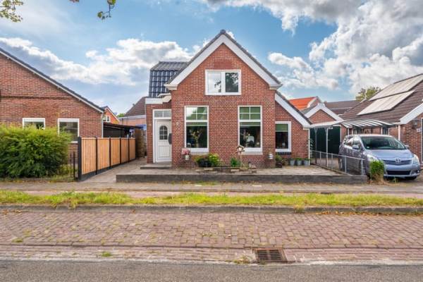 Woning Burgemeester Mr. H.J. Engelkens-laan 6 Winschoten