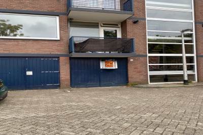 Garage Limbastraat 12 Tilburg