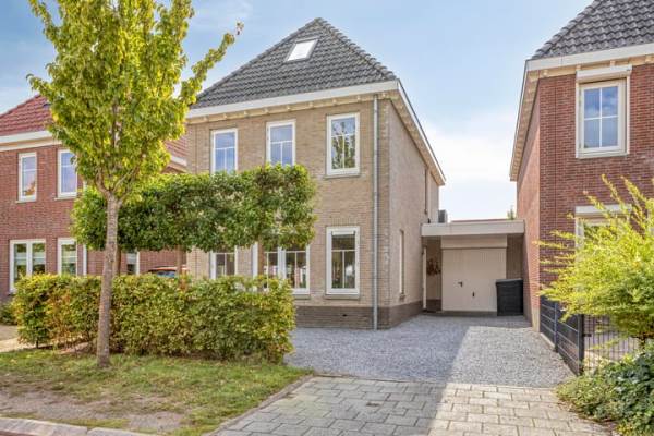 Woning Van Overveststraat 8 Oud-Vossemeer
