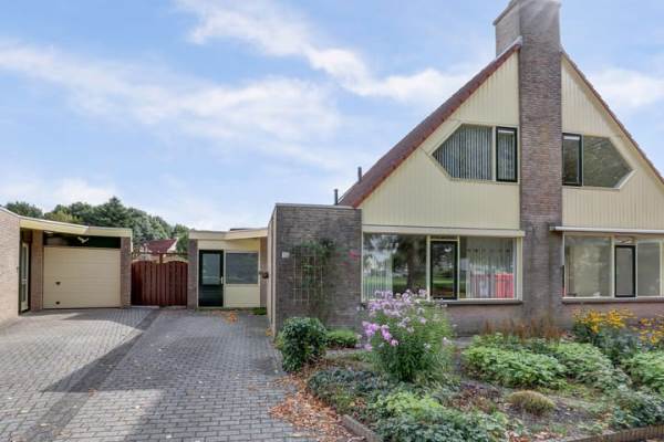 Woning De Bredase Hunt 12 Dronten
