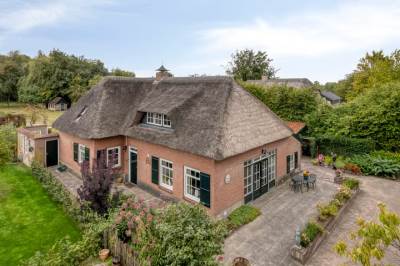 Woning Middenweg 8 Haren (NB)