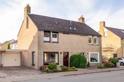 Woning Leeuweriklaan 28 Hoogeveen