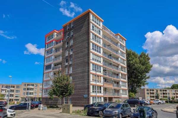 Woning Messiaenplantsoen 132 Almere